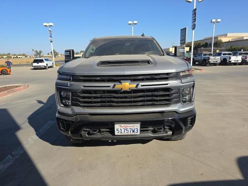 Sterling Gray Metallic 2024 Chevrolet Silverado 2500 Custom