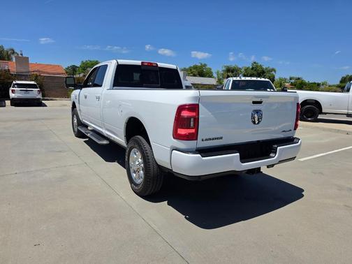 Bright White Clearcoat 2024 RAM 2500 Laramie
