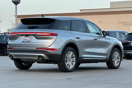 2023 Lincoln Corsair Standard