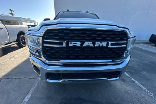 Bright White Clearcoat 2022 RAM 2500 Big Horn