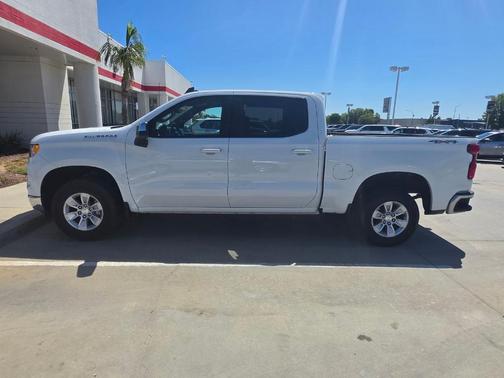 Summit White 2023 Chevrolet Silverado 1500 LT