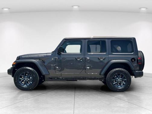 Granite Crystal Clearcoat Metallic 2026 Jeep Wrangler Sport
