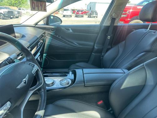 Savile Silver 2023 Genesis G80 2.5T