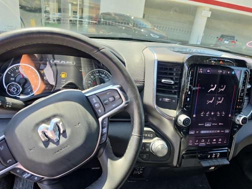 Diamond Black 2025 RAM 1500 Laramie