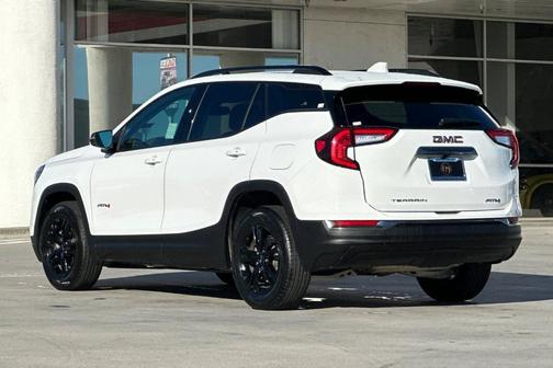 2023 GMC Terrain AT4