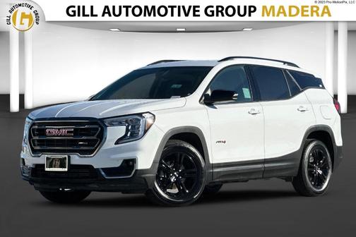 2023 GMC Terrain AT4