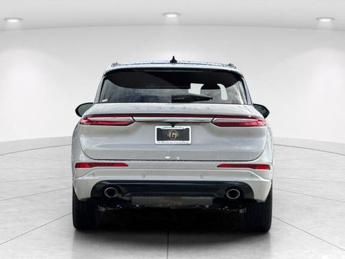 Pearl Metallic 2024 Lincoln Corsair Reserve