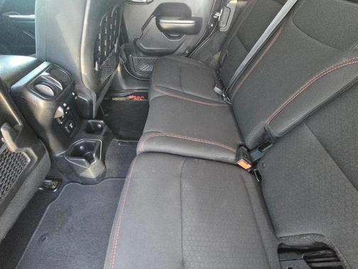 Black Clearcoat 2018 Jeep Wrangler Unlimited Rubicon