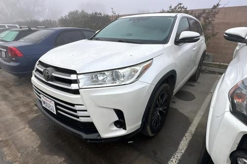 2018 Toyota Highlander LE