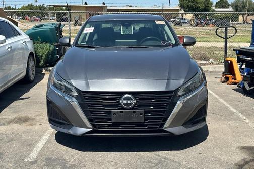 Gun Metallic 2023 Nissan Altima 2.5 SL