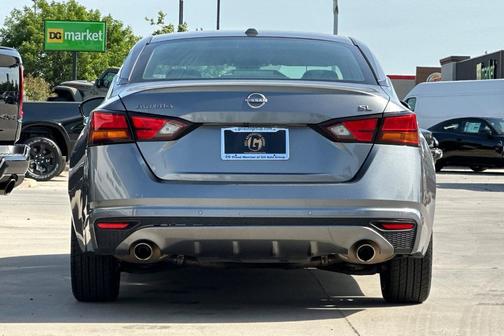 Gun Metallic 2023 Nissan Altima 2.5 SL