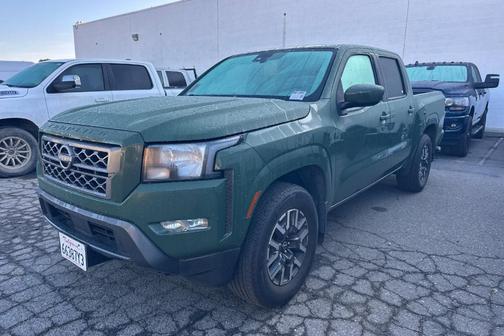 2022 Nissan Frontier SV