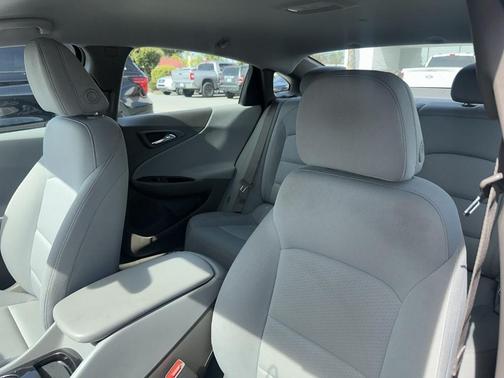 2023 Chevrolet Malibu 1LS