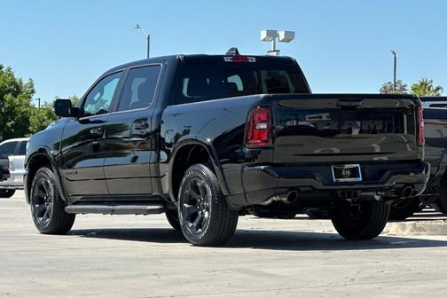 Diamond Black 2026 RAM 1500 Big Horn/Lone Star