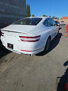 Alta White 2023 Genesis G80 2.5T