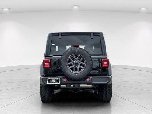 Black Clearcoat 2025 Jeep Wrangler Sport