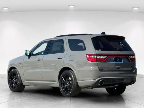Destroyer Gray Clearcoat 2026 Dodge Durango GT Premium HEMI V8