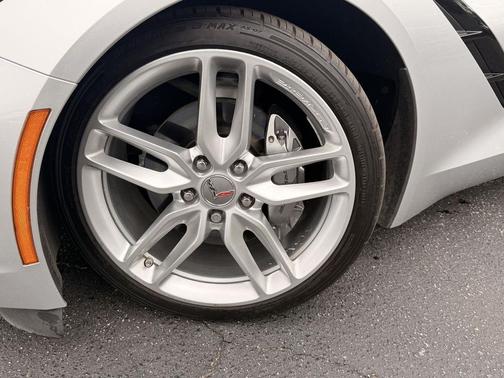 Blade Silver Metallic 2019 Chevrolet Corvette Stingray