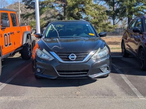 2016 Nissan Altima 2.5 SR
