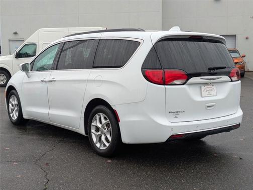 2020 Chrysler Pacifica Touring