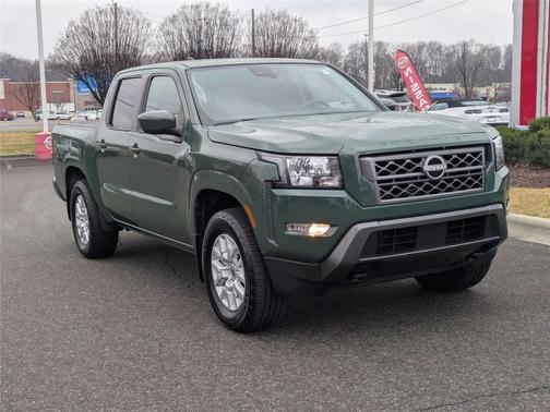 2022 Nissan Frontier SV