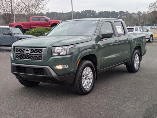 2022 Nissan Frontier SV