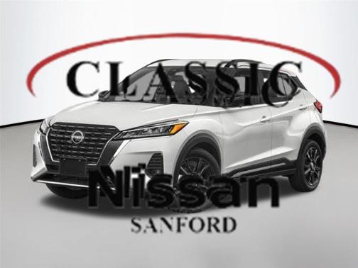 Gun Metallic 2024 Nissan Kicks SR