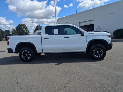 2025 Chevrolet Silverado 1500 ZR2