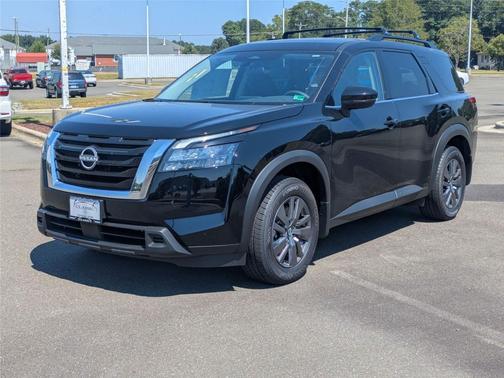 2025 Nissan Pathfinder SV 4WD