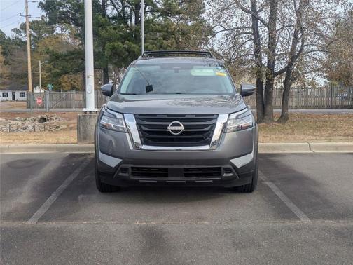 2022 Nissan Pathfinder SV 2WD