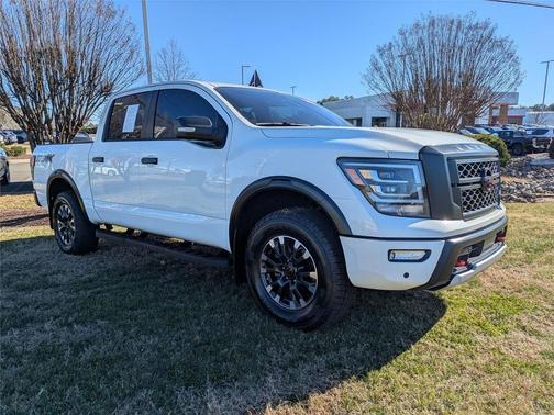 2023 Nissan Titan PRO-4X