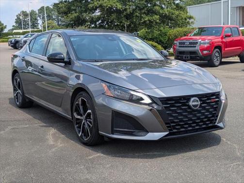 2024 Nissan Altima SR FWD