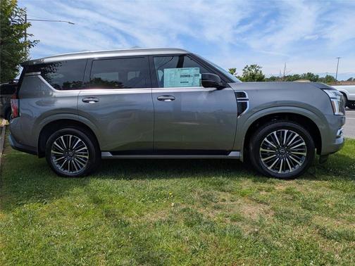 2025 Nissan Armada Platinum Reserve 4WD