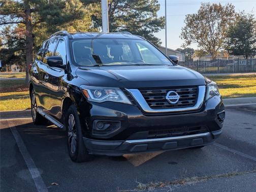 2020 Nissan Pathfinder S 4WD