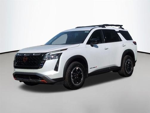 Everest White Pearl Tricoat 2026 Nissan Pathfinder Rock Creek