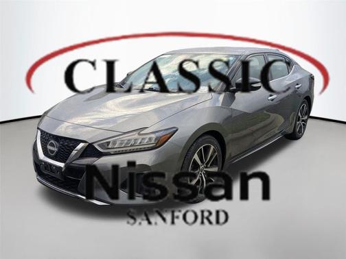 Brilliant Silver Metallic 2023 Nissan Maxima SV Xtronic CVT