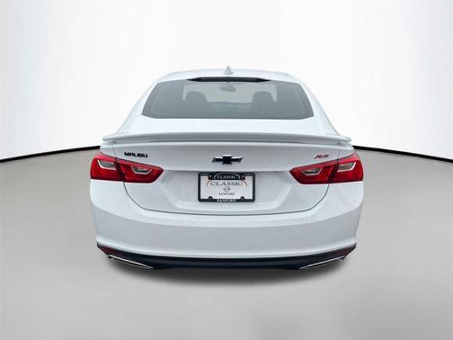 2022 Chevrolet Malibu FWD RS