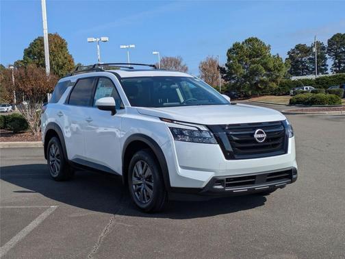 2025 Nissan Pathfinder SV 4WD