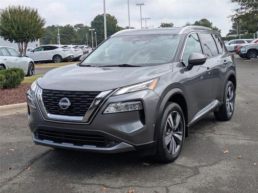 2022 Nissan Rogue SL