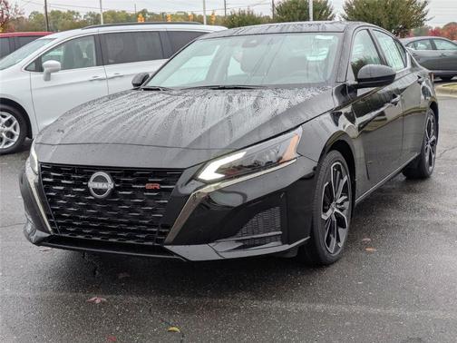 2025 Nissan Altima SR FWD