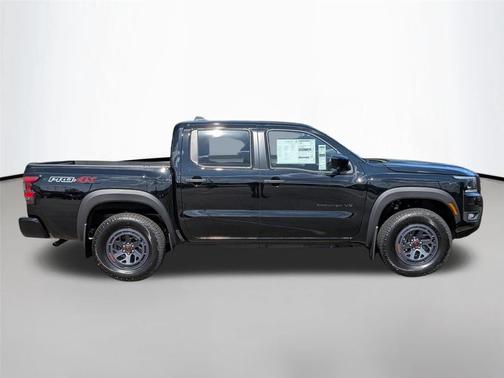 Super Black 2027 Nissan Frontier PRO-4X