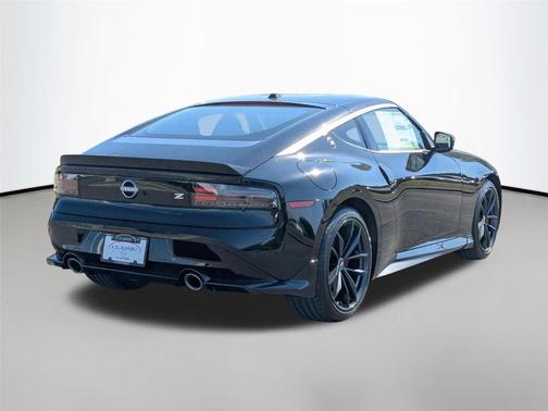 Black Diamond Pearl 2026 Nissan Z Performance