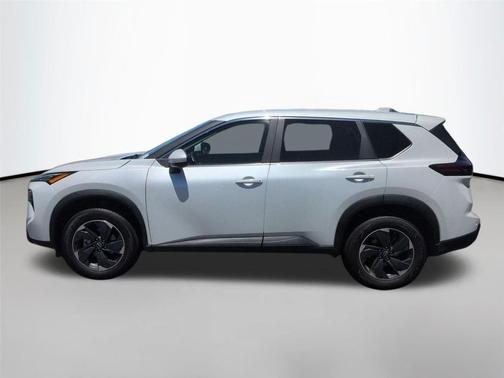 Everest White Pearl 2024 Nissan Rogue SV