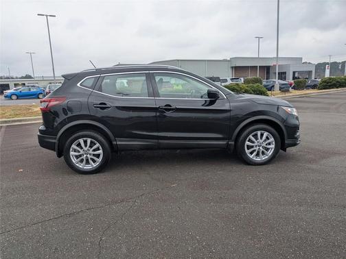 2020 Nissan Rogue Sport SV