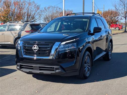 2025 Nissan Pathfinder SV FWD