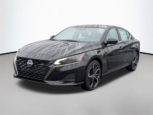 2025 Nissan Altima SR FWD