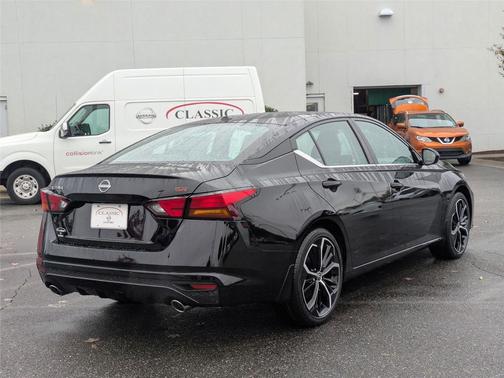 2025 Nissan Altima SR FWD