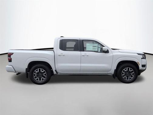 Glacier White 2026 Nissan Frontier SV