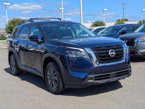 2025 Nissan Pathfinder SV FWD
