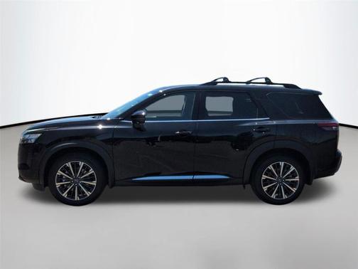 Super Black 2026 Nissan Pathfinder Platinum